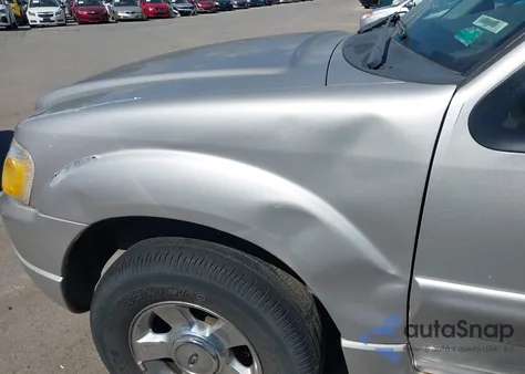 2005 Ford Explorer Sport Trac Adrenalin/Xls/Xlt из США, поврежденный, VIN 1FMZU67K25UB40598